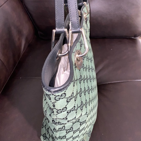 Gucci Eclipse Vintage GG Monogram Canvas / Leather Bucket Tote Bag. - Picture 6 of 17